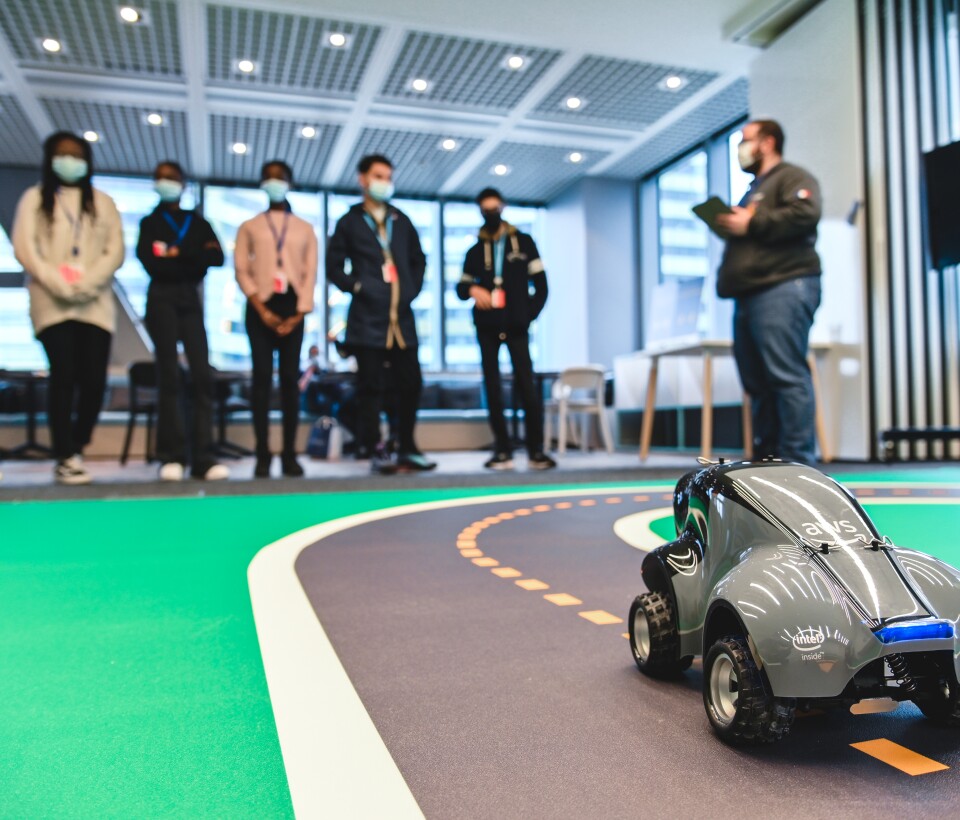 DeepRacer