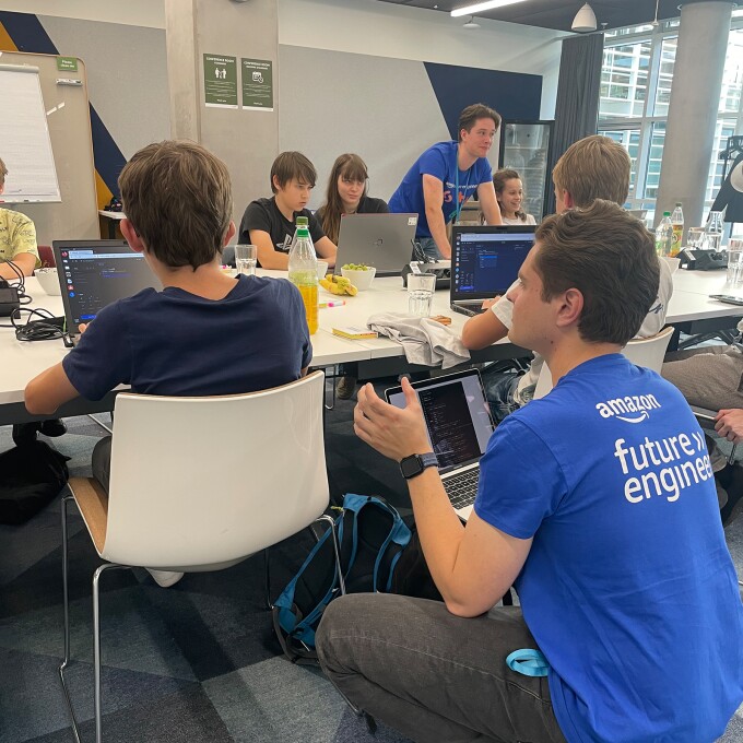 image 1_1600x1600.jpg